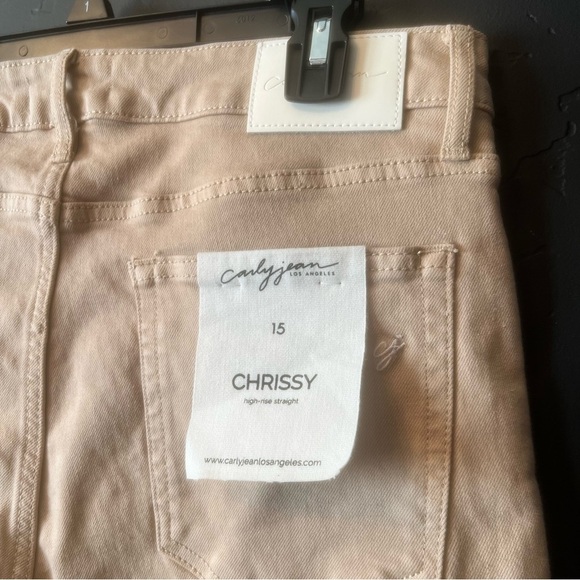 NWT Chrissy Classic Straight Leg Jeans Size: 15 Color : Beige - Picture 10 of 13